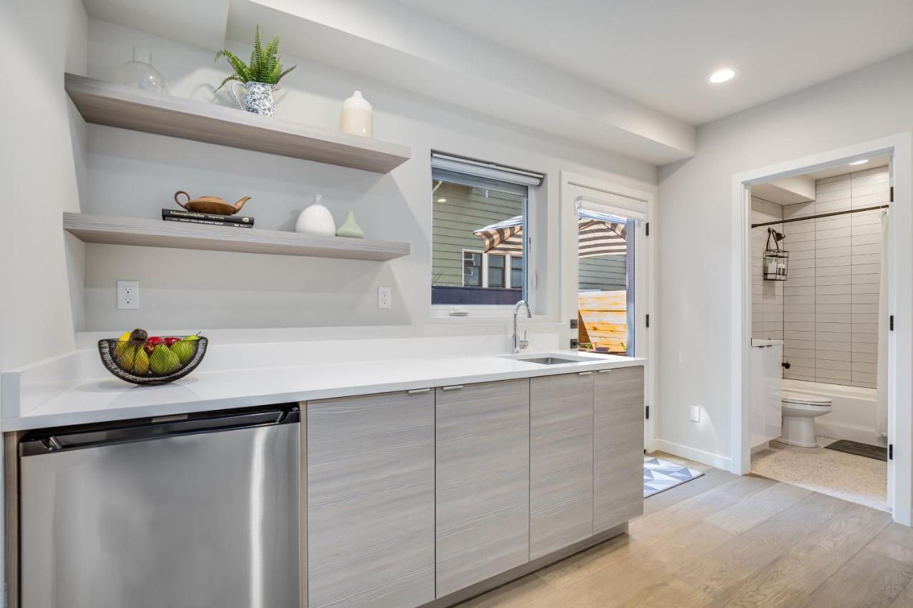 Rooftop Patio With Waterview, Private Garden & Grill 3Br 3Ba- Modern Cityscape Seattle Exteriör bild