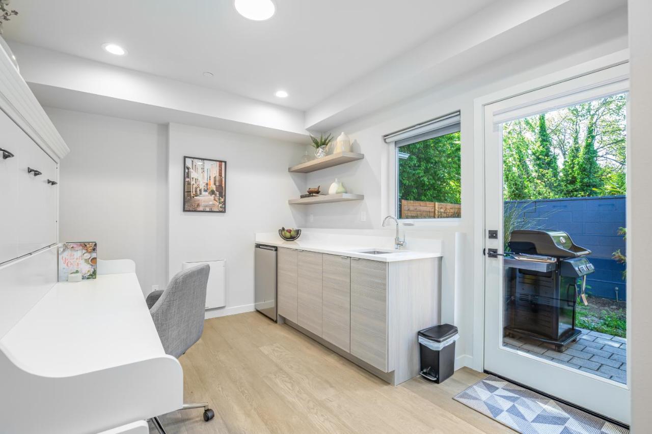 Rooftop Patio With Waterview, Private Garden & Grill 3Br 3Ba- Modern Cityscape Seattle Exteriör bild